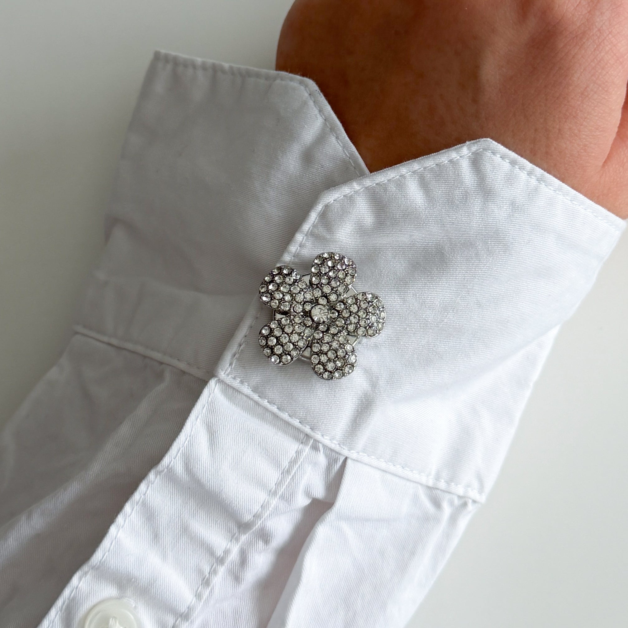 Rebecka Button Cover Silver