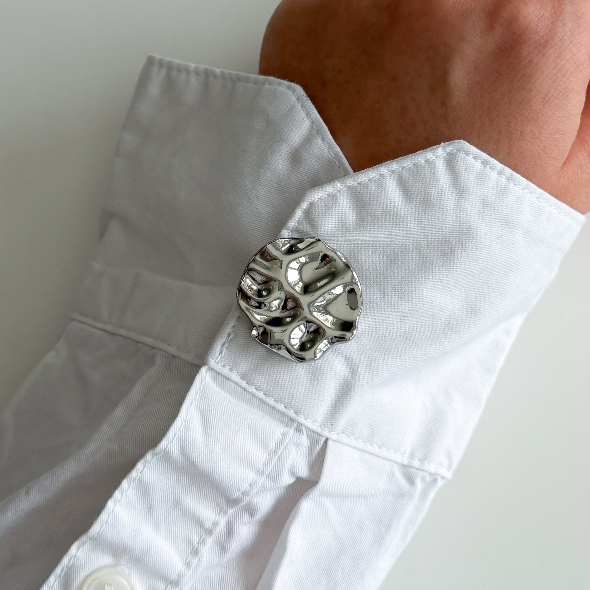 Camilla Button Cover Silver