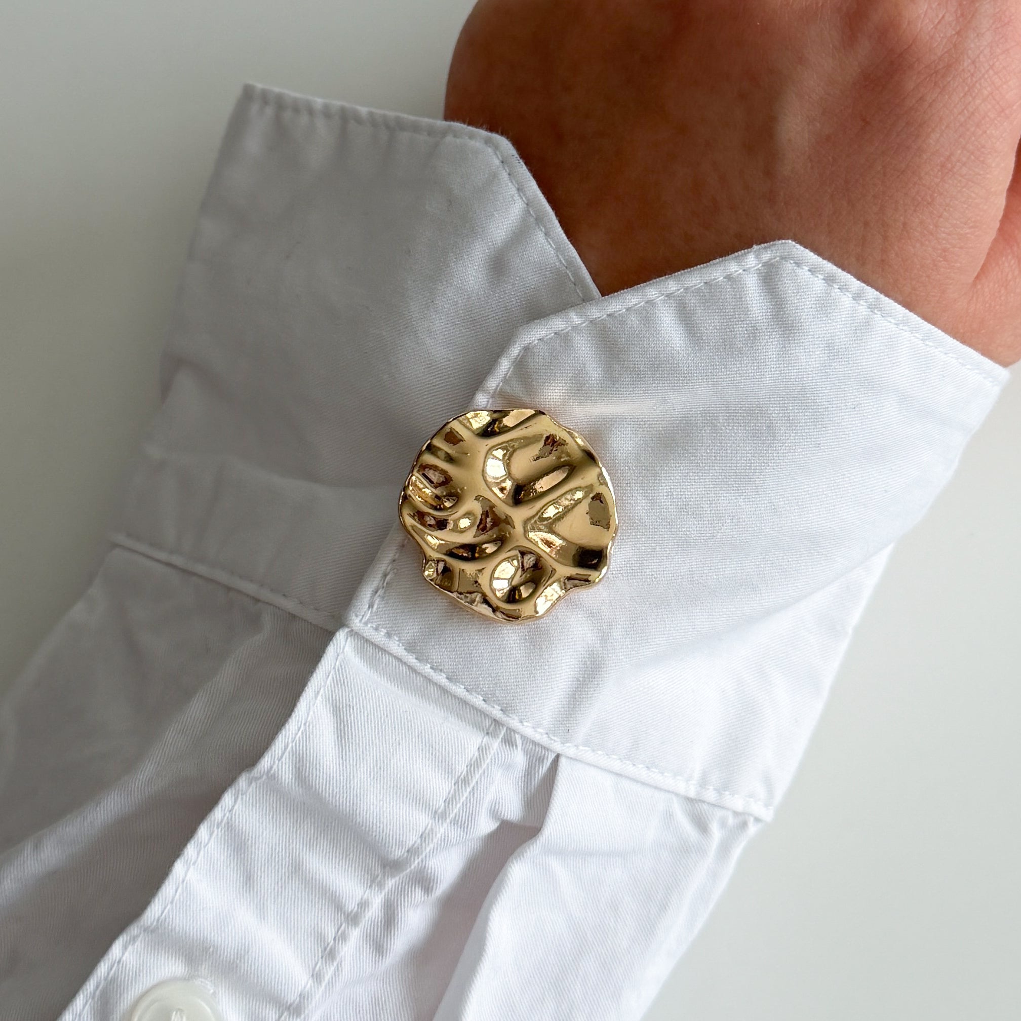Camilla Button Cover Gold
