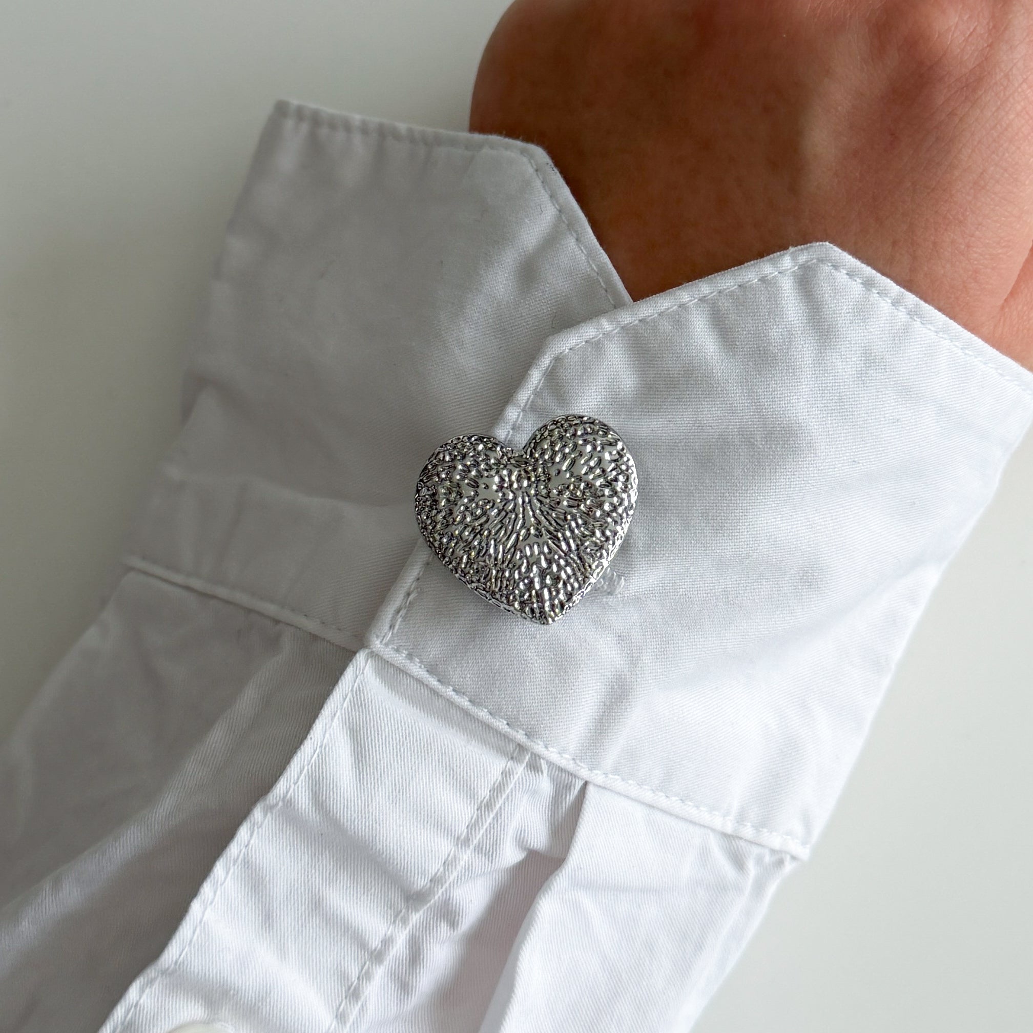 Anna Knappsmycke Silver