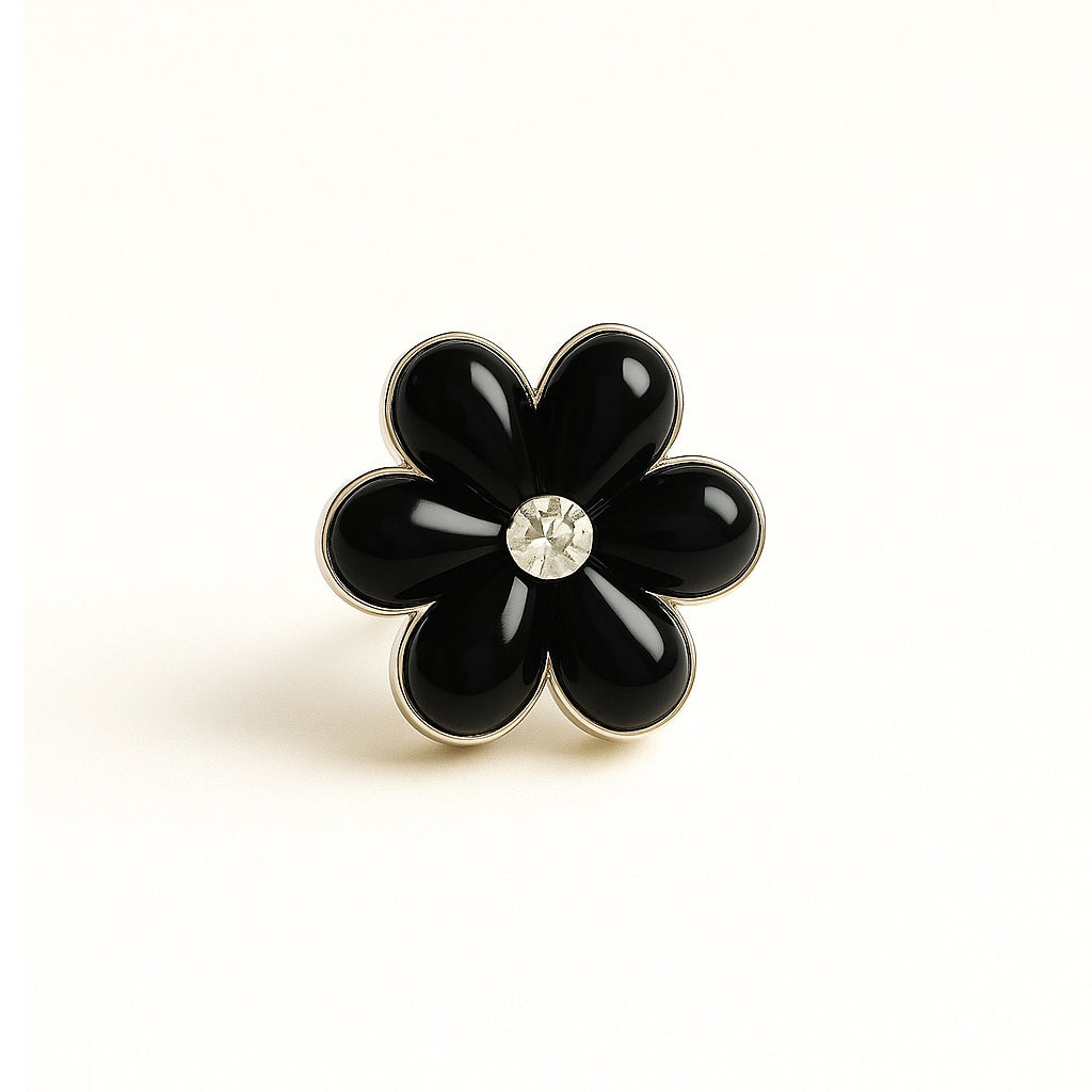 Josefine Knappsmycke Svart